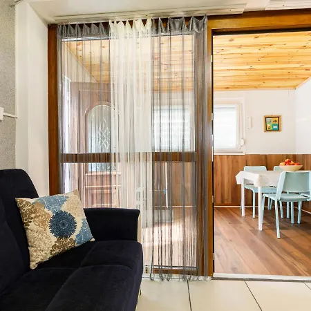 בית נופש Particia By Interhome *