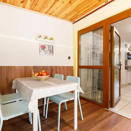 Particia By Interhome