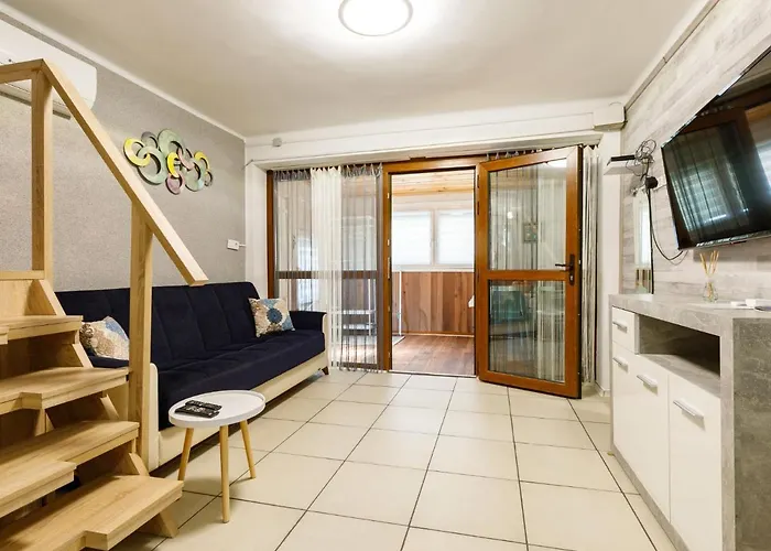 בית נופש Particia By Interhome שיופוק